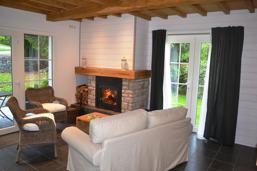 Sous Le Saule Holiday Home Heyd الغرفة الصورة